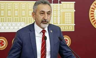 Mustafa Adıgüzel: Sağlıkta şiddetin nedenlerinden biri de AKP'nin hedef göstermesidir