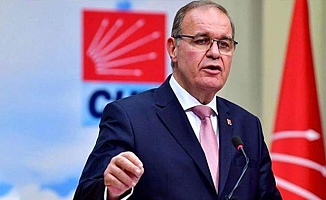 Öztrak: Tükürdüğünü, yalama ve söylediklerini yutma konusunda kimse Erdoğan'ın eline su dökemez
