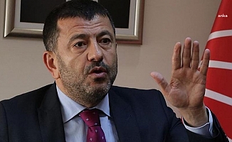 Veli Ağbaba: “Maalesef ülke adeta vasatlığa, niteliksizliğe teslim edilmiş durumda”