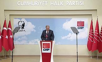 Faik Öztrak: Dedikleri gibi ortada bir ‘kopuş’ var. Ama ‘epistemolojik’ değil, hükümetin milletten kopuşu