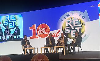 Faik Öztrak, Brand Week İstanbul’a konuşmacı olarak katıldı: “Türkiye, kral değil kural istiyor”