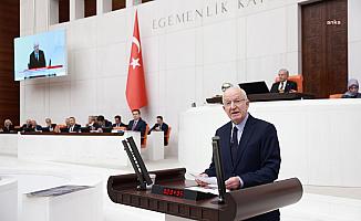 İbrahim Kaboğlu’ndan75. torba kanun teklifine eleştiri: "Korsan torba"