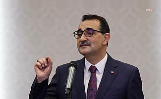 Enerji ve Tabii Kaynaklar Bakanı Dönmez: "Merkez üssüne yakın Türkoğlu ilçesinde doğalgaz iletim hattımızda bir kopma meydana geldi"