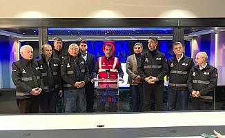 CHP Genel Başkan Yardımcısı Adıgüzel, İmamoğlu ve ilçe belediye başkanları, 'acil' koduyla AKOM'da bir araya geldi