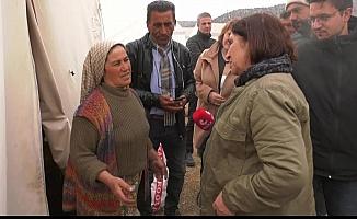 Selvi Kılıçdaroğlu'nun Kahramanmaraş’ta dinlediği depremzede: “Depremin üzerinden bir ay geçti, bir türlü yara düzelmiyor”