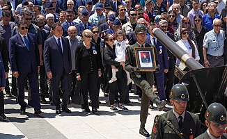 Ali Babacan: "Mehmet Şanver ile beraber yol yürüdüğümüz için bir kez daha onur duydum"