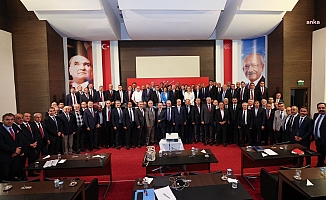 CHP’nin 81 il başkanından ortak açıklama: "Kişi bazlı kurtarıcı söyleminden kaynaklanan, yapısal ve işleyişsel eksiklikleri içermeyen değişim taleplerinin sağlıklı bir sonuç doğurmayacağı ortadadır"