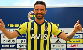 Gökhan Gönül futbolu bıraktı