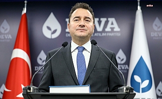 Ali Babacan: "Srebrenitsa soykırımında yitirdiğimiz canları rahmetle anıyorum"