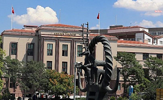 Ankara Valiliği: Milli park, mesire alanları, tabiat parkları hariç olmak üzere; ormanlık alanlara girişlerin 30 Eylül’e kadar yasaklanmıştır"