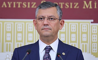 CHP Grup Başkanı Özel, ekonomik sorunların konuşulması için Meclis'i 25 Temmuz'da toplanmaya çağırdıklarını açıkladı