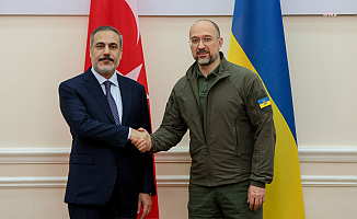 Dışişleri Bakanı Fidan, Kiev’de Ukrayna Başbakanı Şmihal ile görüştü