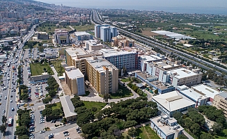 Dokuz Eylül Üniversitesi öğrencilerinden tepki: "Yemekhane zammı da sırtımıza yeni bir yük olmuş durumda"