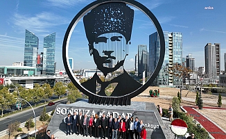 Çankaya Belediyesi'nden Ankara'ya Çelikten 10 Metrelik Atatürk Anıtı