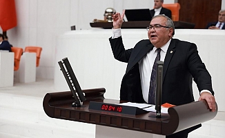 CHP’li Bülbül, “Vatandaşa Gelince Ağır Aksak İşleyen Yargı, Ucu Saraya Dokununca Bir Haftada Karar Açıkladı”
