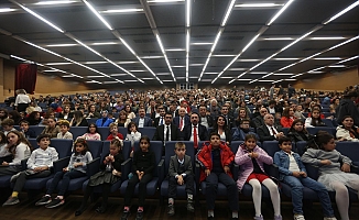 Atatürk'ün Çocukluğunu Anlatan ‘Mustafa’nın Ankara Galasında Protokolde Çocuklar Vardı!