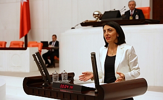 Kayışoğlu: Kayyum Atanan Esenyurt Belediyesi’nde Yaşananları Meclis Kürsüsünden “Esenyurt Gazze Gibi” Sözleriyle Anlattı