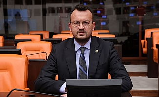 Milli Eğitim Bakanı Yusuf Tekin, CHP’li Arpacı’nın Ücretsiz Yemek Sorularını Cevapsız Bıraktı