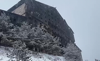 Grand Kartal Otel'in Arka Cephesinin Tamamen Yanmış Olduğu Görüntülendi