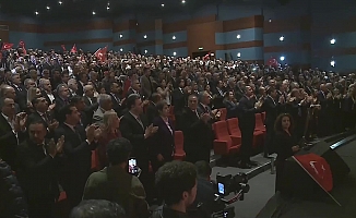 CHP Grup Toplantısı... Özgür Özel: "Devleti de Karşısına Almış, Milleti Kaybetmiş Bir İktidarla Karşı Karşıyayız"