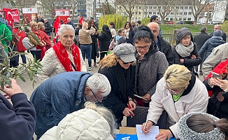 CHP Württemberg Birliği’nden İmamoğlu İçin Başlatılan İmza Kampanyasına Destek