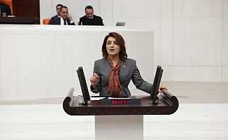 Gülcan Kış’tan Soru Önergesi: “Depremde Operatörler Çöker,  Bakanlık Band Daraltmaya Gider! Ayıbınızı Böyle mi Örtüyorsunuz?”