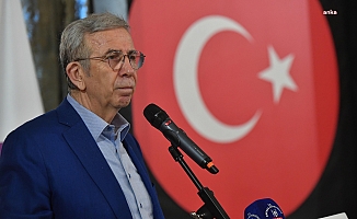 Mansur Yavaş: "Bu 23 Nisan’da her eve bir Türk Bayrağı asıyoruz"