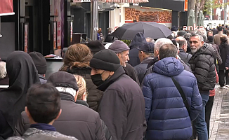 Vatandaşlar Şimdi de ''Ucuz Yumurta'' Kuyruğunda