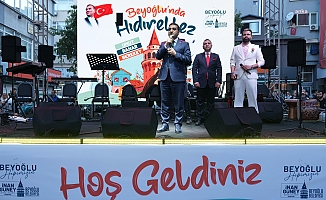 Baharın gelişi Beyoğlu'nda Hıdırellez Şenliği ile kutlandı