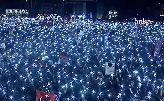 Beyazıt'ta ANKA'ya konuşan yurttaşlar: ''Canımıza tak etti, bıçak kemiğe dayandı. Artık gitsinler, bıktık, bıktık...”