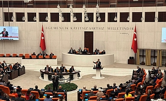 CHP'de Grup Yönetimi ve TBMM Başkanlık Divanı üyeleri için seçimler yapıldı... 3 grup başkanvekili göreve devam edecek, Tekin Bingöl TBMM Başkanvekili oldu