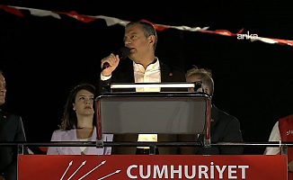 CHP'nin Pendik mitingi... Özgür Özel, "Asgari ücrete temmuz ayında hakikatli bir zam yapılması için çalışmalara başladık"