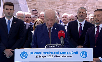 Devlet Bahçeli: "Gerçekten her şeyin bir vakti vardır. O vakit hızla yaklaşmaktadır. O vakit Türkiye Yüzyılı'yla simgelenmekte, yeni bir milli birlik ve kardeşlik asrıyla tebarüz etmektedir"