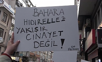 Kadınlar vahşice katledilen Bahar Aksu için toplandı...Nur Sürer: Her gün ortalama üç kadının öldüğü ülkede bu kadınlar nasıl üç çocuk doğuracak!