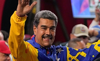 Venezuela’da Maduro’nun iktidar koalisyonu genel ve bölgesel seçimleri kazandı
