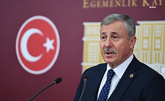 Selçuk Özdağ'dan tüm kabine üyelerine "sahte diploma" soru önergesi