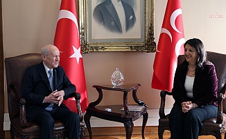İmralı Heyeti, Bahçeli'yi ziyaret etti... Bahçeli'den Buldan'ın açıklamalarına destek: "Her cümlesine imzamı atıyorum"