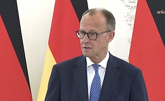 Almanya Başbakanı Merz: Ukrayna-Rusya savaşının müzakerelerle sona erme ihtimali düşük