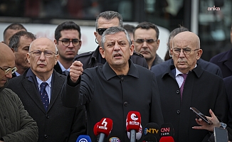 Özgür Özel: “CHP’nin adayı, Erdoğan’ın karşısında yüzde 60’ın altında oy alırsa seçim sonucunu başarısızlık sayacağım”