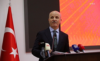 YÖK Başkanı Özvar: Bilişim temelli programlar için öğretim elemanı yetiştirilmesi konusunda somut adımlar atacağız