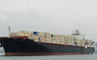 İran, Hürmüz Boğazı yakınlarında iki yük gemisine el koydu