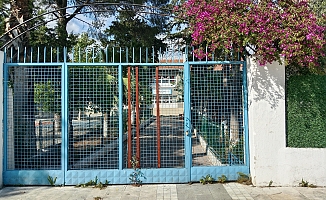 Ortaca'da veliler, ilkokul öğretmeni hakkında şikayetçi oldu: "Çocuklara 'Ailesi boşanan var mı?', 'Annenizin hayatında biri var mı?' diye sormuş"