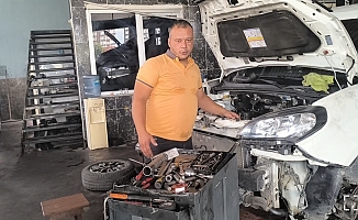 Ekonomik kriz araç bakımlarına da yansıdı... Otomobil tamircisi Taştepe: Araç yangınları çoğalıyor
