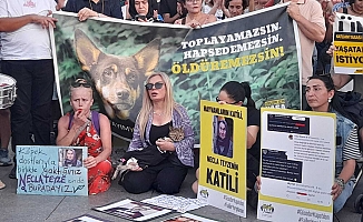 Katliam yasası"nın ikinci yılında yaşam hakkı savunucuları Kadıköy'de eylem yaptı