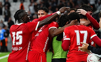 Beşiktaş, Başakşehir'i 2-0 mağlup etti