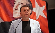 Ediz Ün: “Bir tarafta açlık, bir tarafta israf... Bu düzen sürmez”
