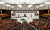 span style=color:#ff0000CHP#39;den varlık barışı”na şerh: #34;Suç geliri olabilecek kazançların Türkiyeye girişi kolaylaşacak#34;/span