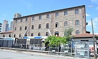 İzmir’de “Meslek Fabrikası” binasında tahliye başladı