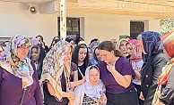 Ağrı’da yaşamını yitiren öğretmen Irmak Ayşe Koparan, İzmir’de son yolculuğuna uğurlandı