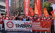 DİSK Ege Bölge'de "Büyük İşçi Direnişi" anması... Gümüştekin: "İşçiler 56 sene önce tarihin akışını değiştirdi, bugün de yapacak olanlar onlardır"